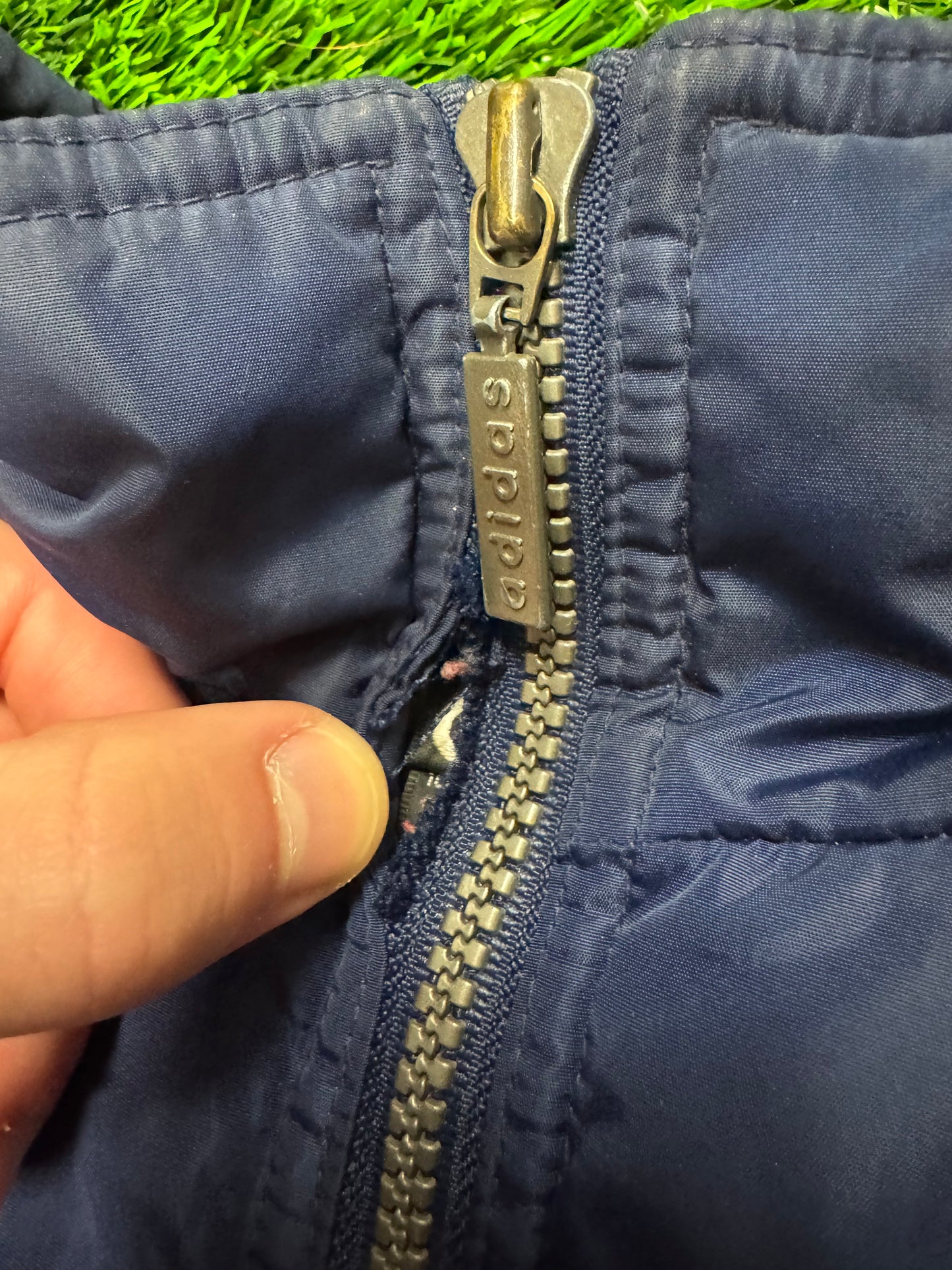 90s Adidas Vintage Striped Navy Puffer Jacket (XL)