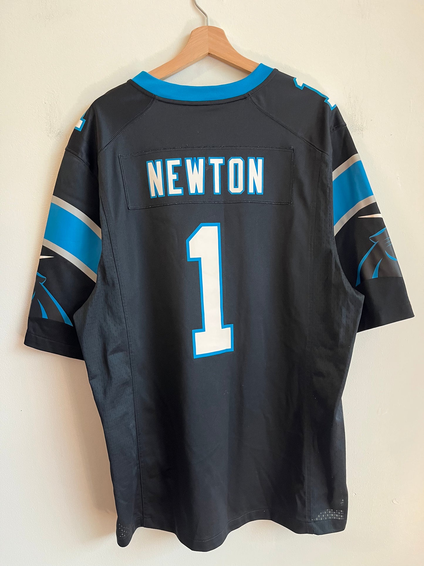 2010s Carolina Panthers Cam Newton Nike Home Jersey (XL)