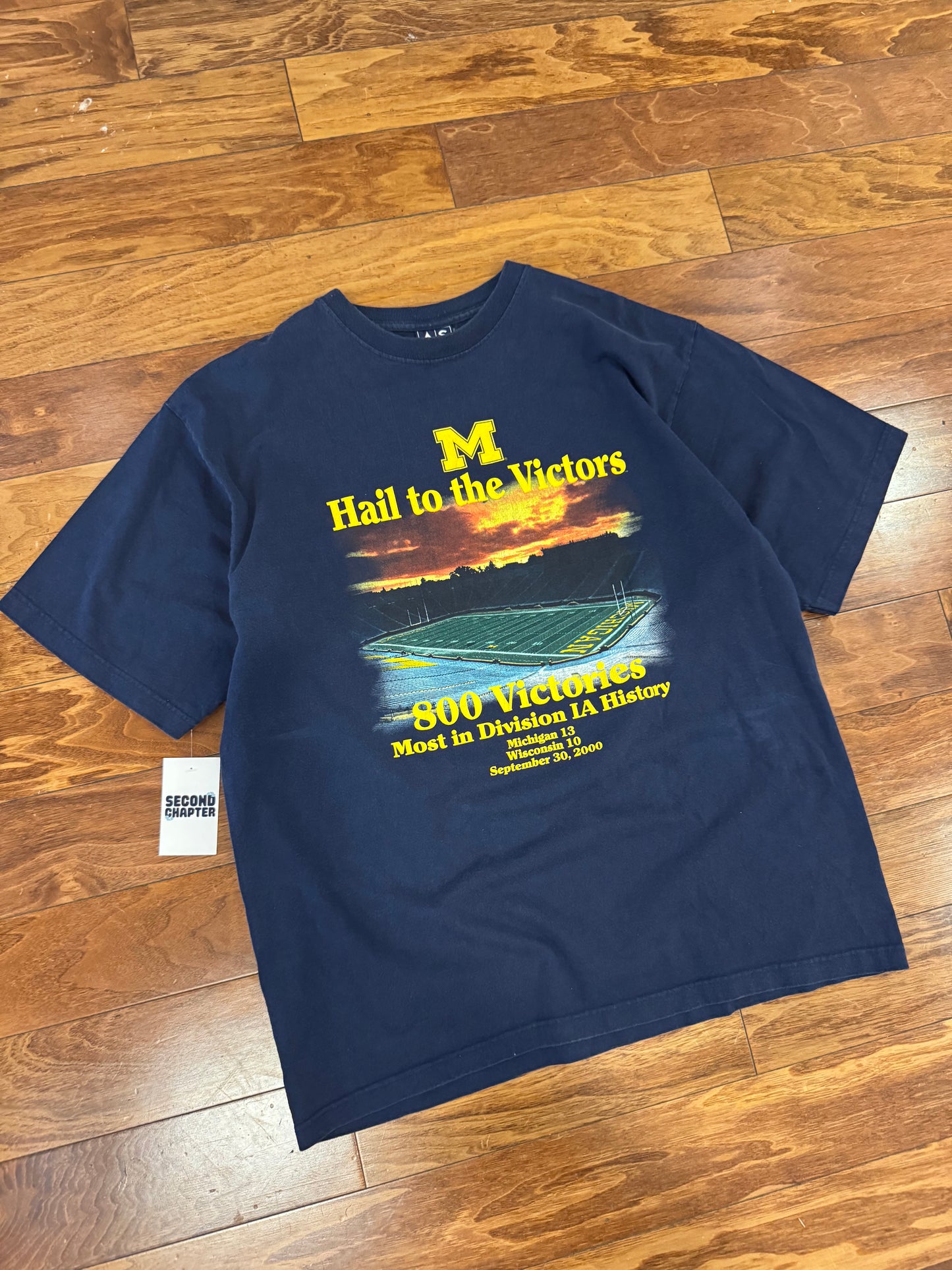 2000 Michigan University "Hail To The Victors" Tee (XL)