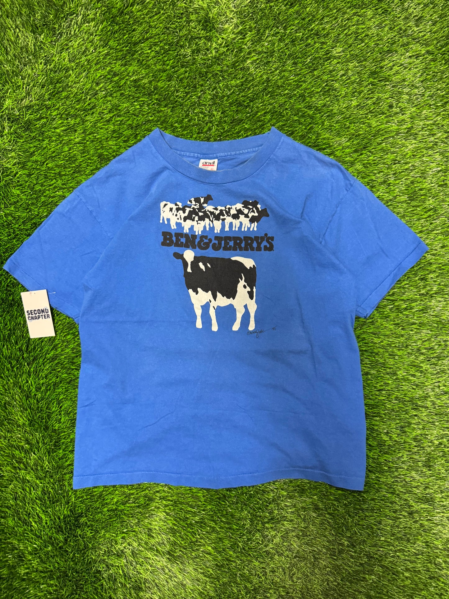1985 Ben & Jerry's "Vermont's Finest" Grail Cow Graphic Tee (XL)