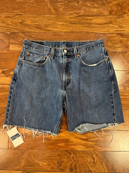 00s Levi's 550 Dark Blue Cut Offs Jean Shorts (34)