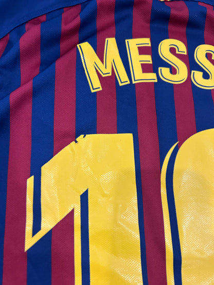 FC Barcelona Lionel Messi #10 2018 Nike Home Kit Soccer Jersey (M)