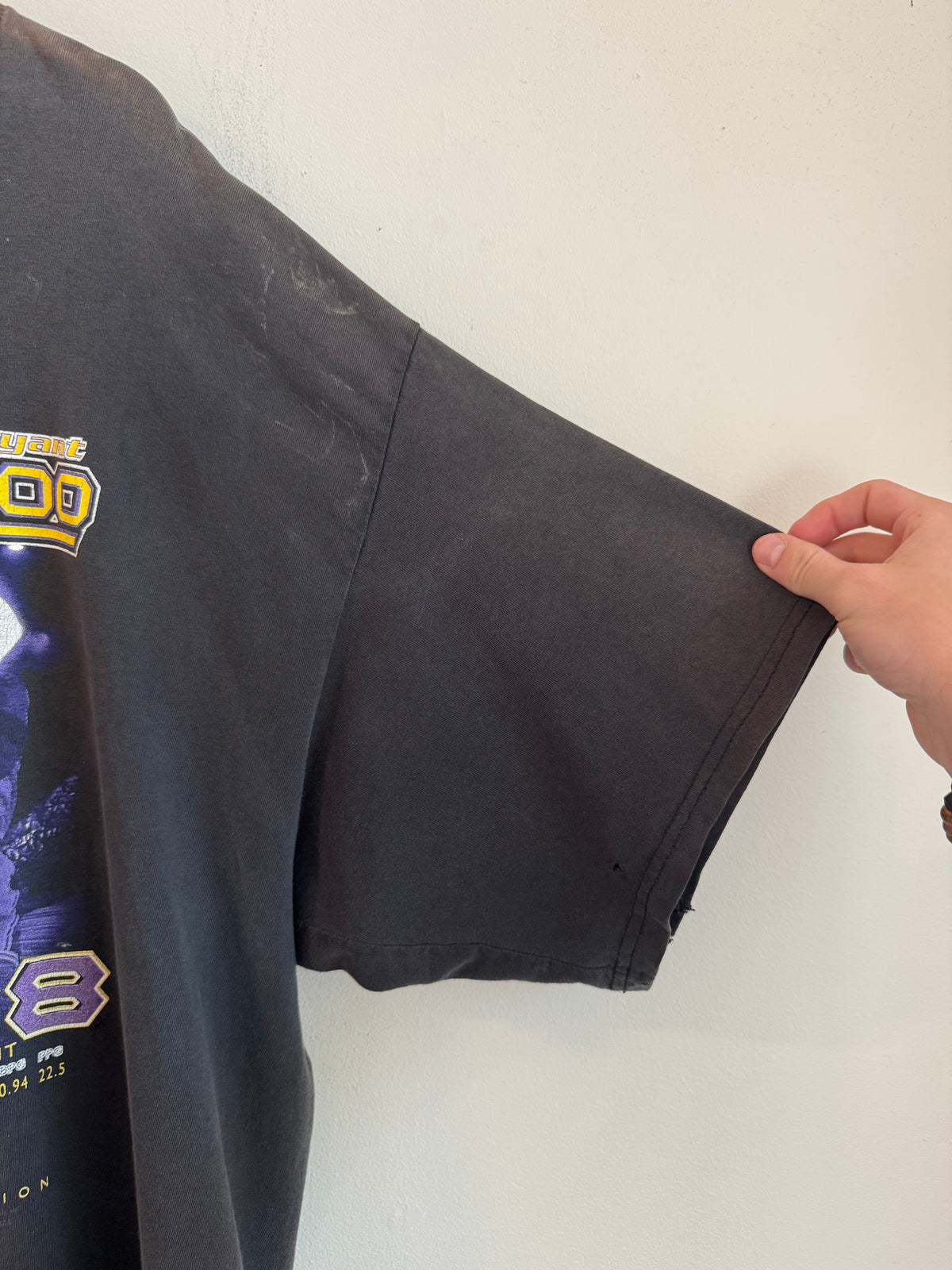 2000 Los Angeles Lakers Lakertime Kobe Bryant + Shaquille O'Neal Vintage Tee (XXL)