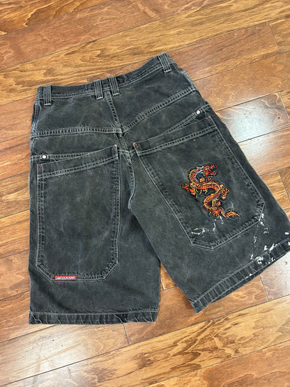 00s JNCO Dragon Vintage Baggy Shorts (32)
