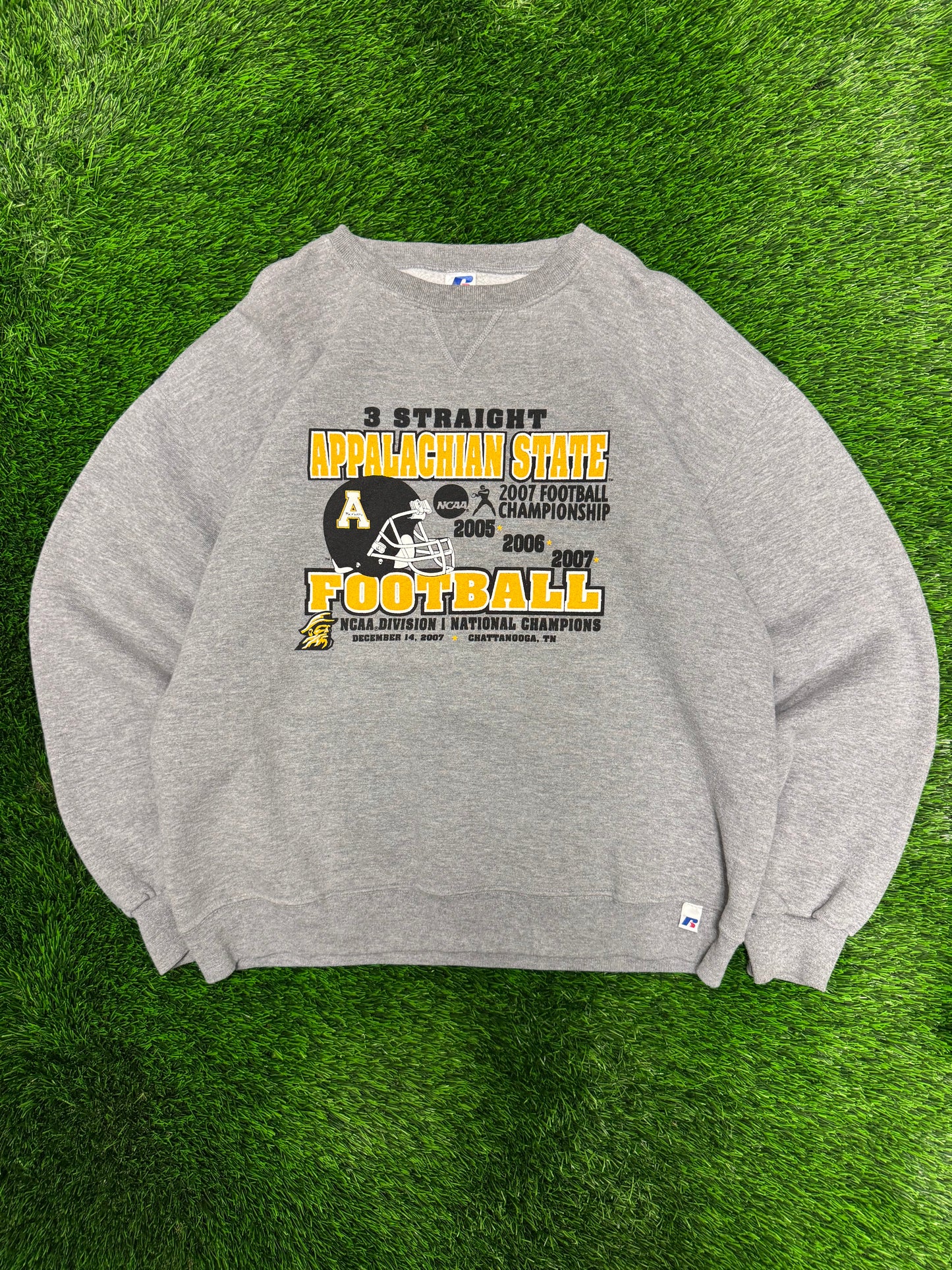 2007 Appalachian State 3 Straight Football Championships Vintage App State Crewneck (L)
