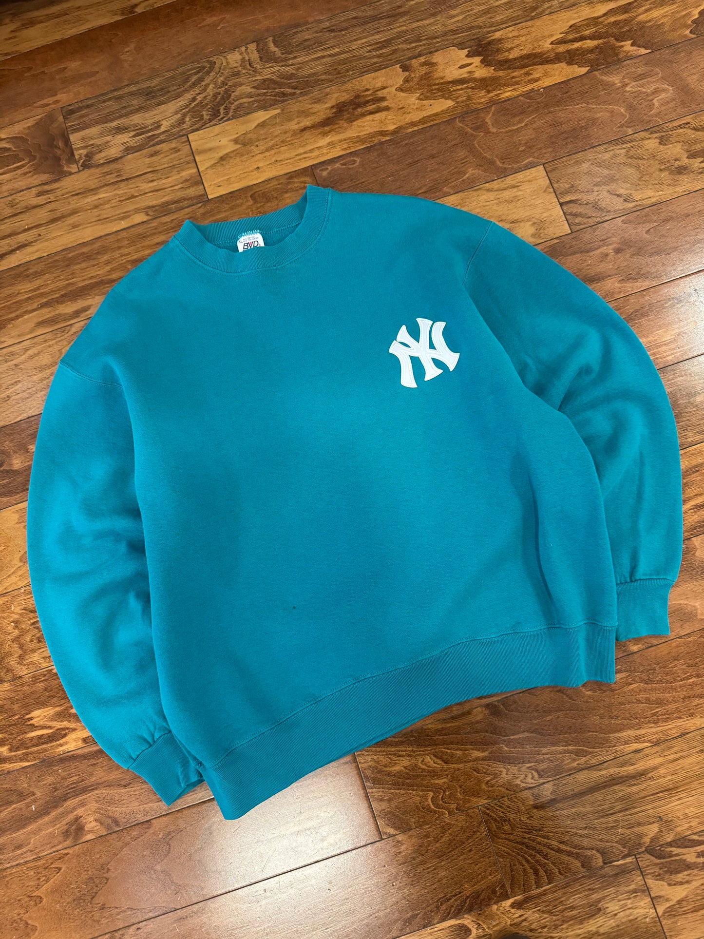 90s New York Yankees BVD Teal Embroidered Crewneck (XL)