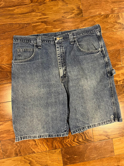 00s Wrangler Originals Carpenter Shorts (38)