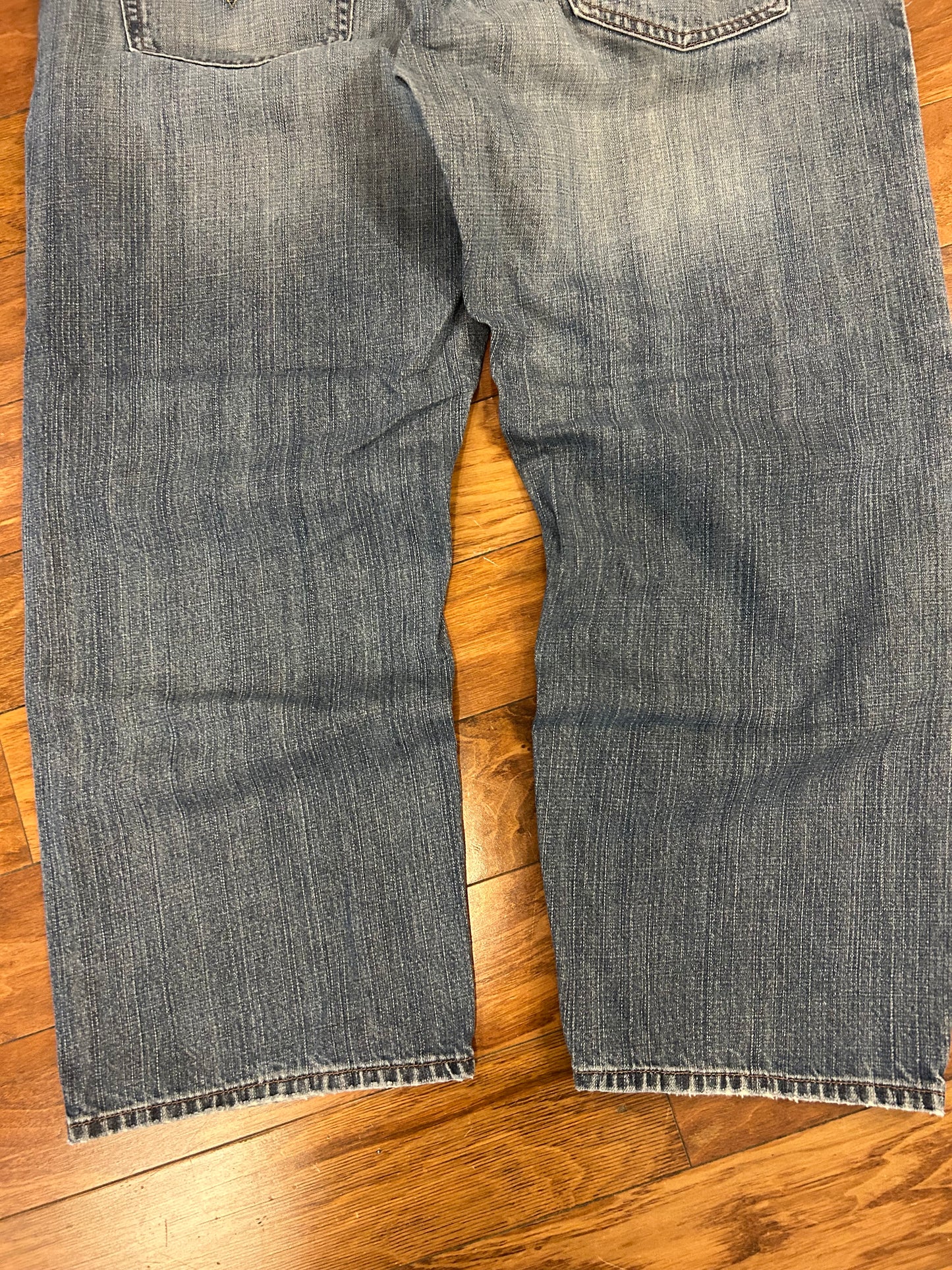 2008 Levi's 569 Baggy Faded Dark Wash Jeans (40 x 30)