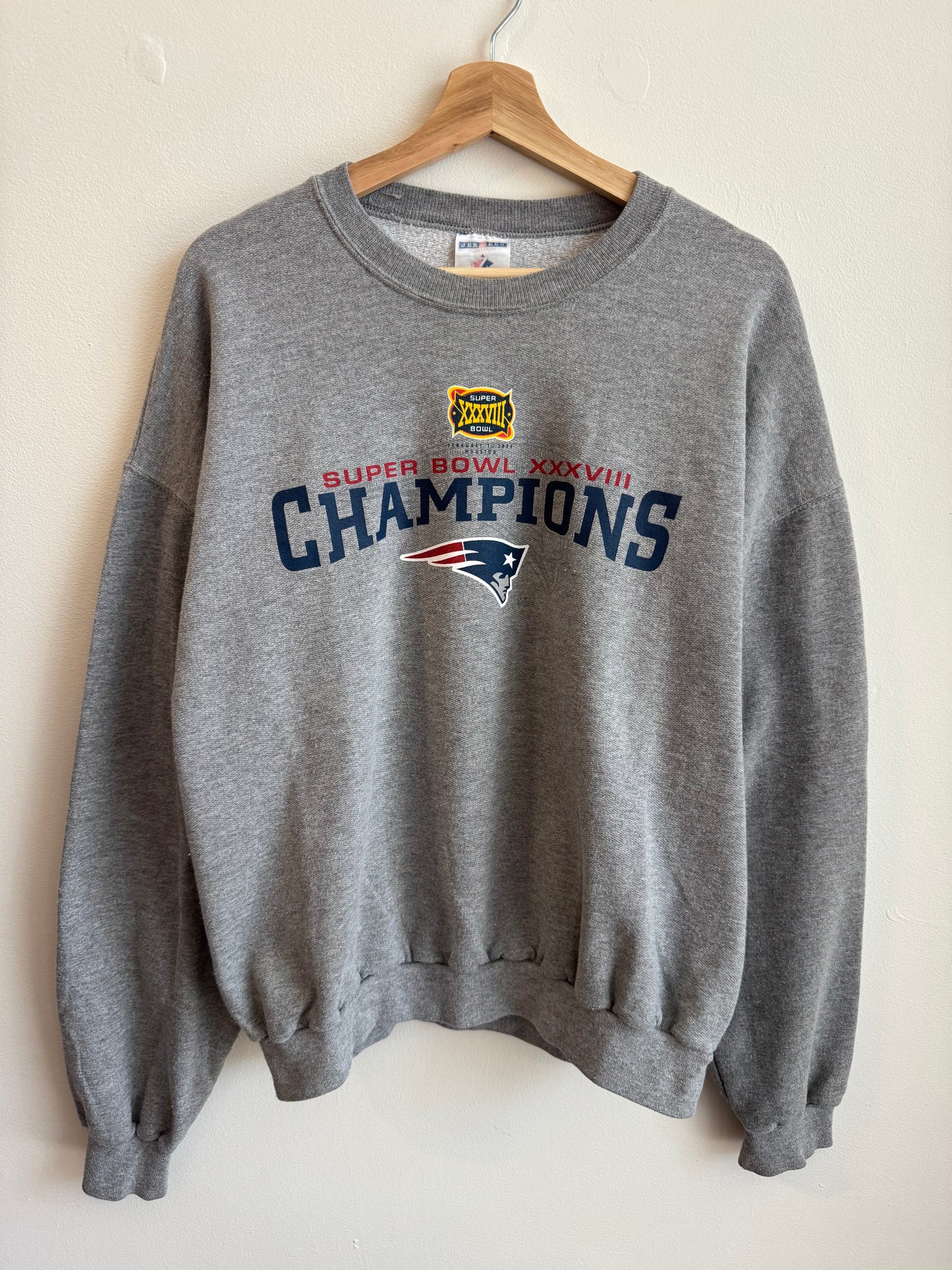 00s New England Patriots SB XXXVIII Grey Crewneck (XL)