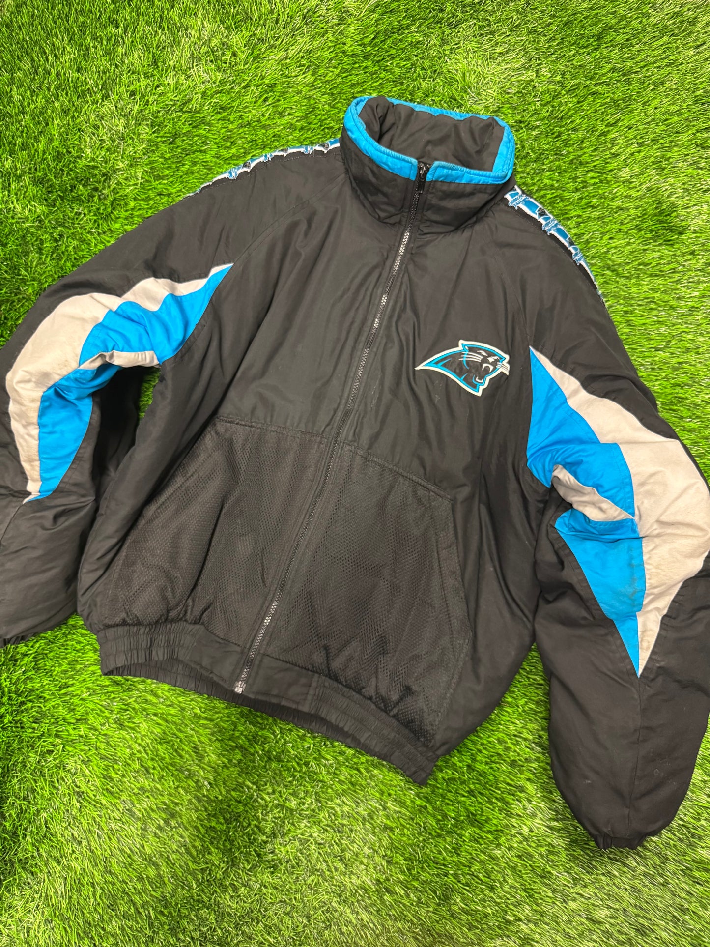 00s Carolina Panthers Game Day Puffer Jacket (L)