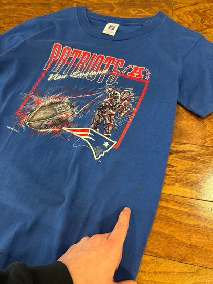 1993 New England Patriots Logo 7 Tee (Youth XL)