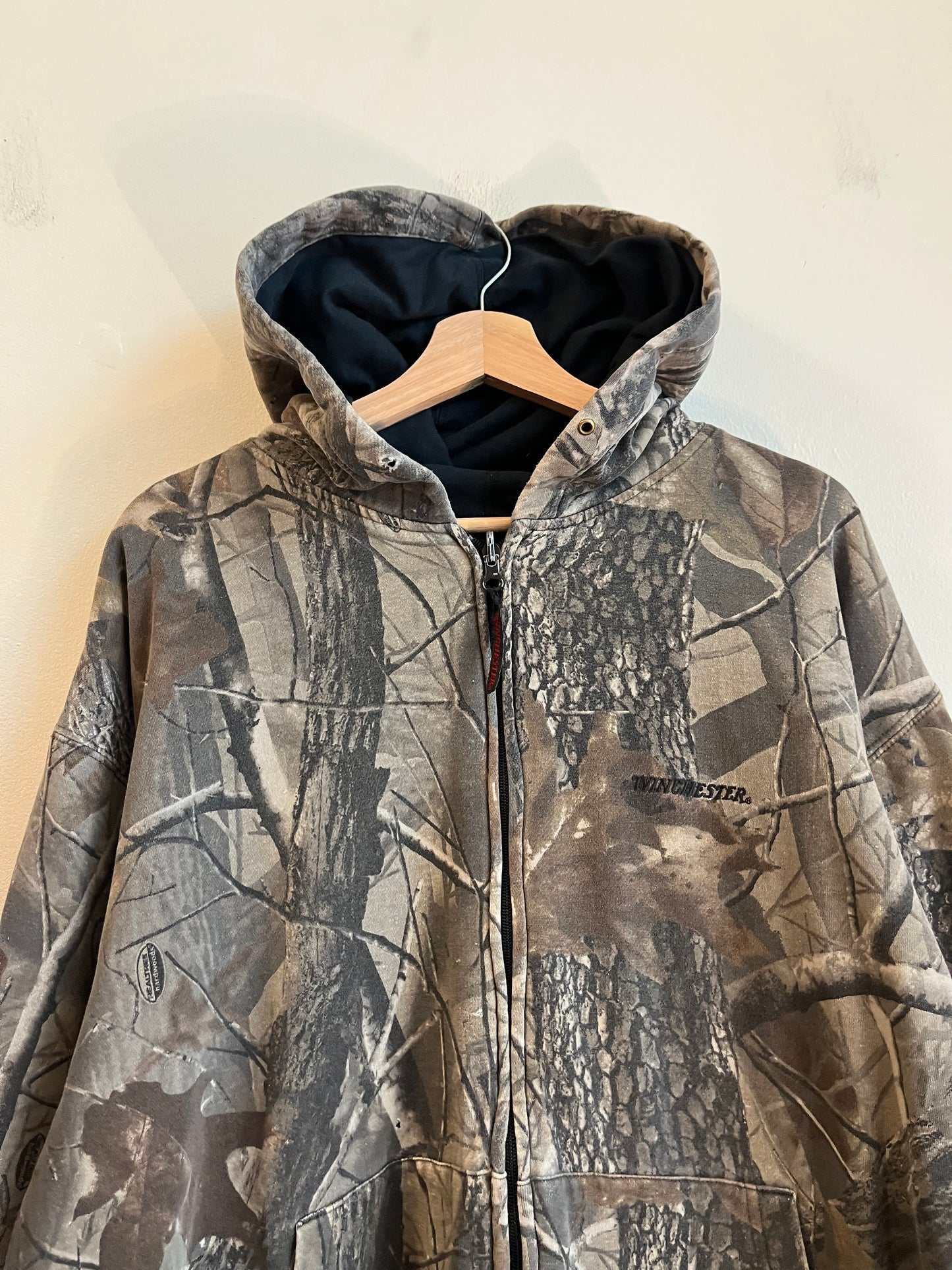 90s Winchester Camo Zip Up Hoodie (XXL)