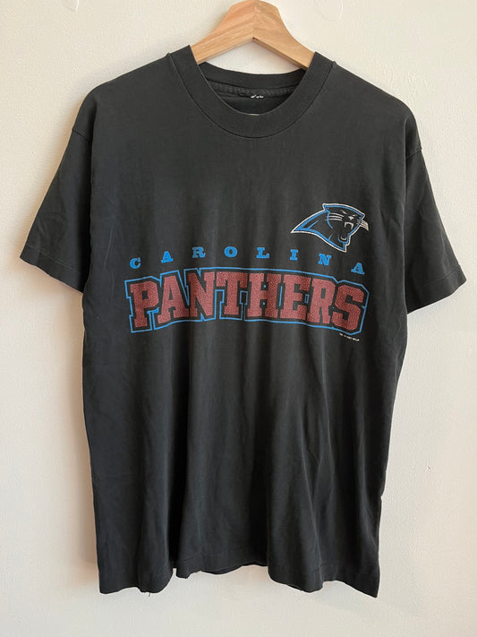 1997 Carolina Panthers Faded Black Spell Out Shirt (M)