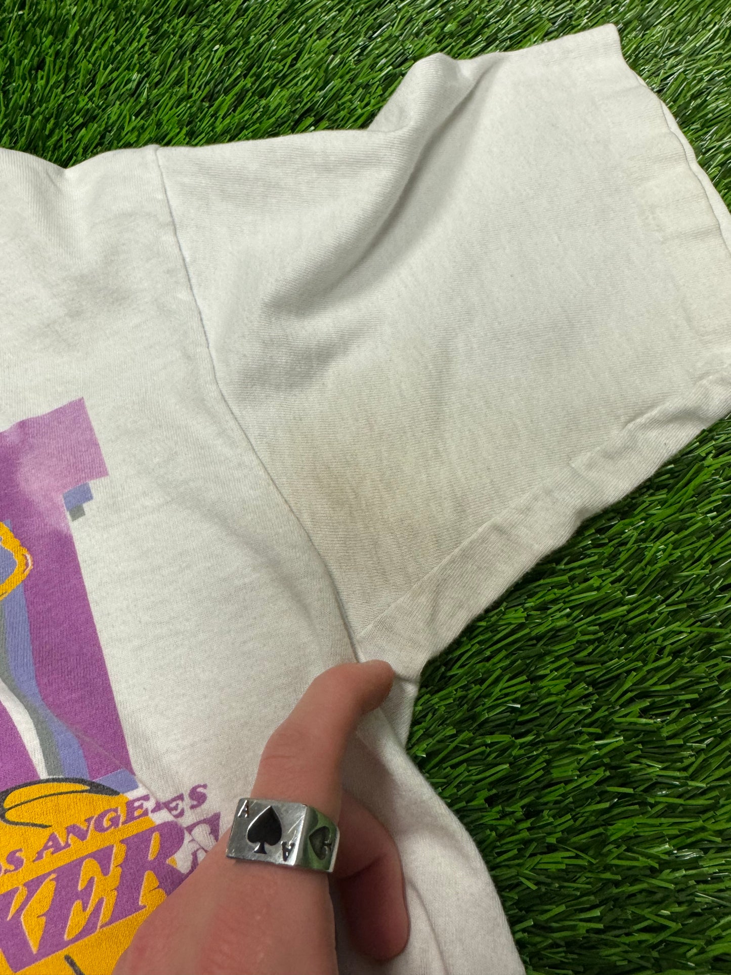 90s Los Angeles Lakers 3 Peat "Team of the 80s" Vintage NBA Tee (L)