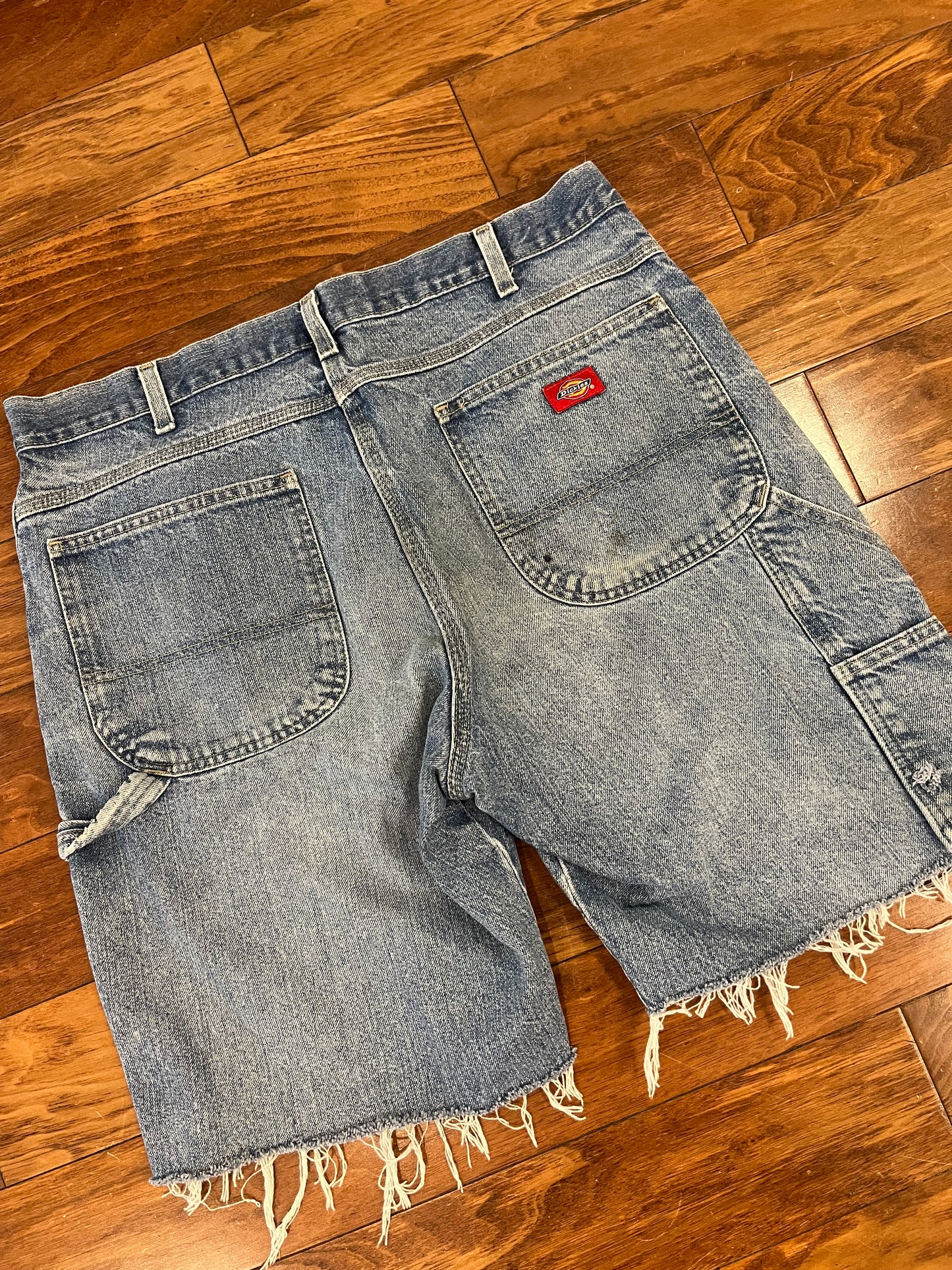 00s Dickies Red Tab Distressed Jean Shorts (36)