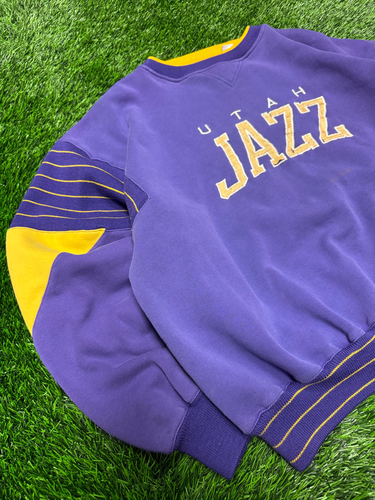 90s Utah Jazz Starter Purple Rare Starter Vintage Crewneck (XL)