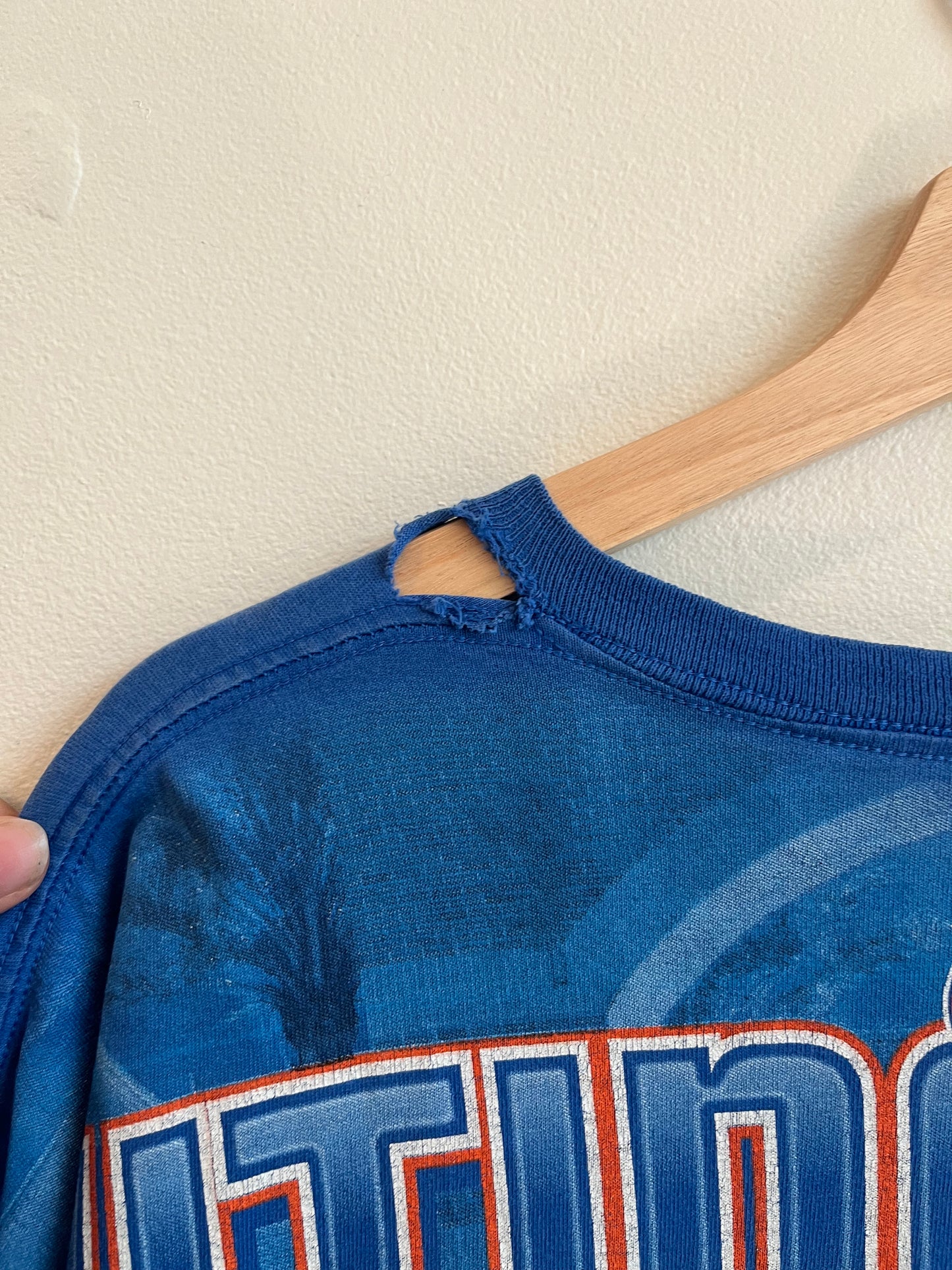 2010s Florida Gators UF Distressed AOP Blue Tee (XXL)