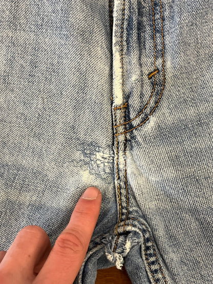 2008 Levi's 505 Distressed Jean Shorts (32)