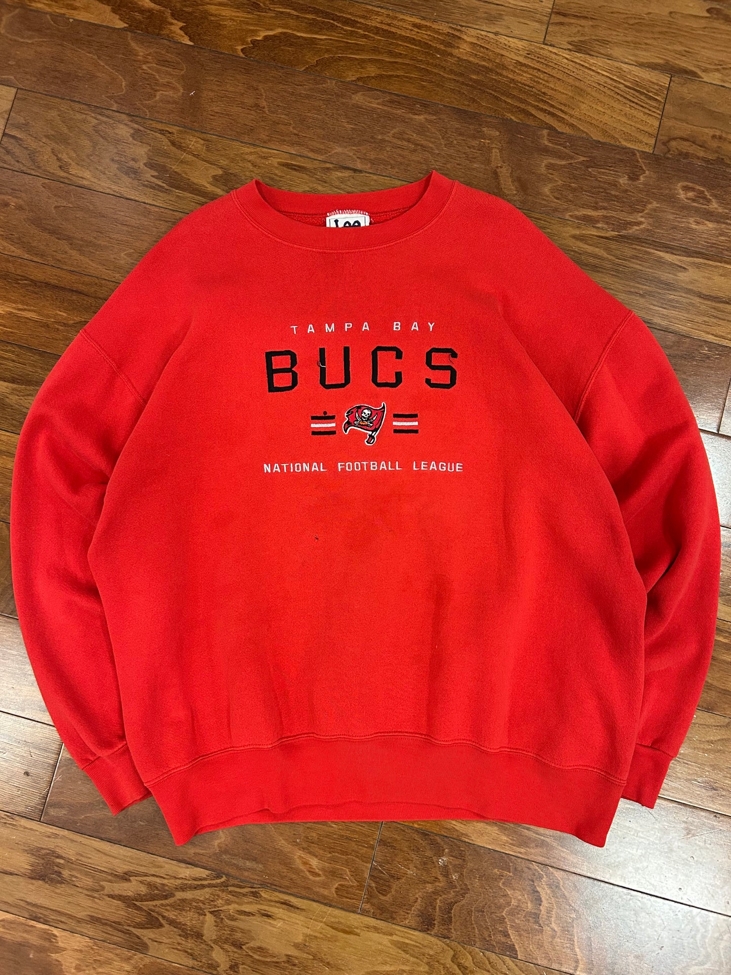 00s Tampa Bay Buccaneers Lee Embroidered Crewneck (XL)