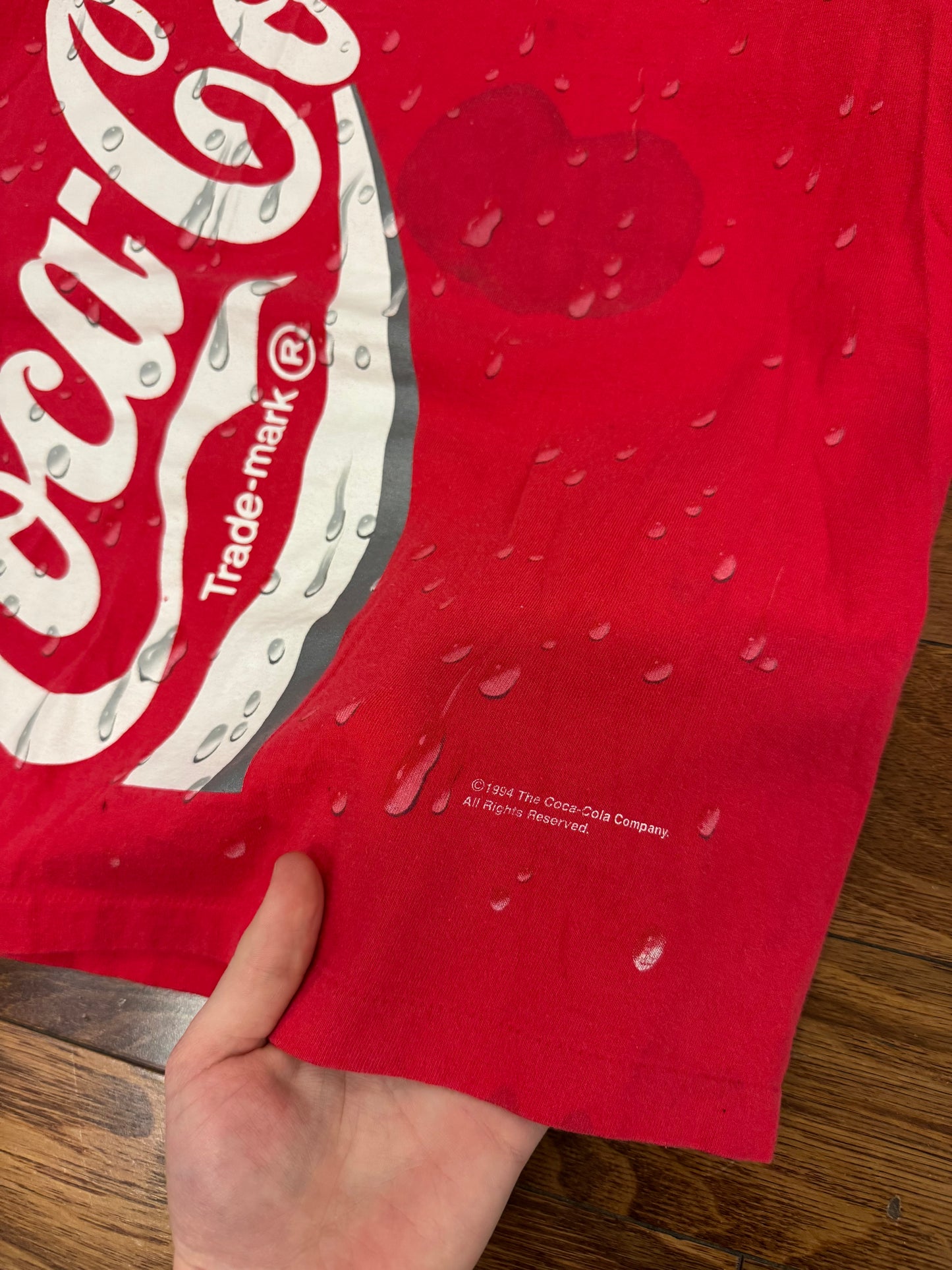 90s Coca Cola Spell Out Graphic Tee (L))