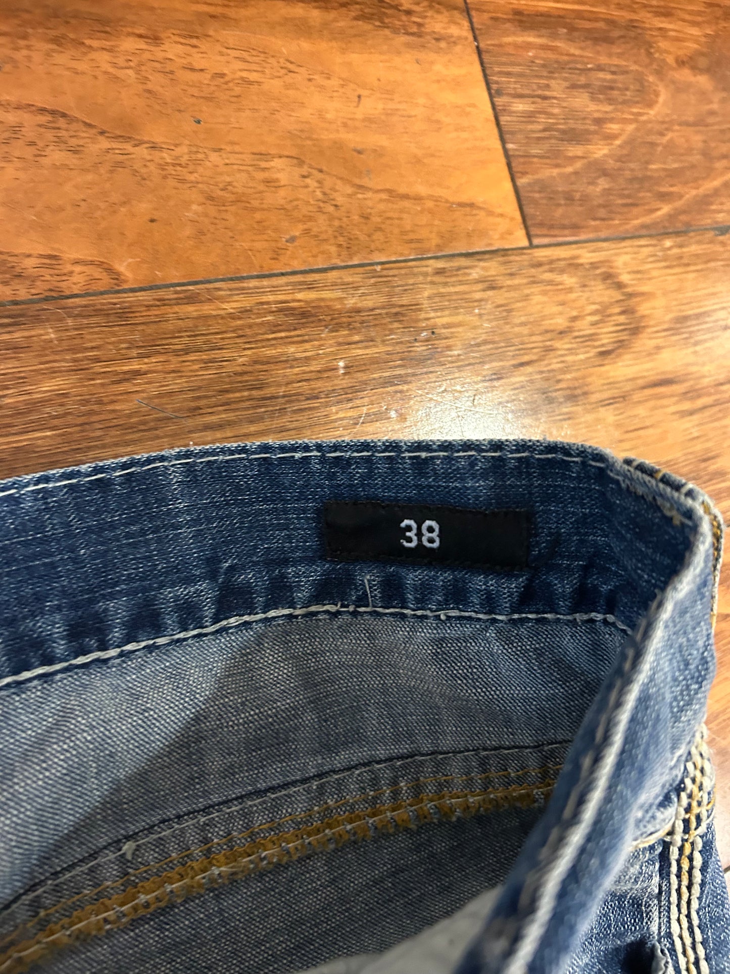 00s Affliction Faded Mid Wash Blake Boot Cut Jeans (38 x 34)