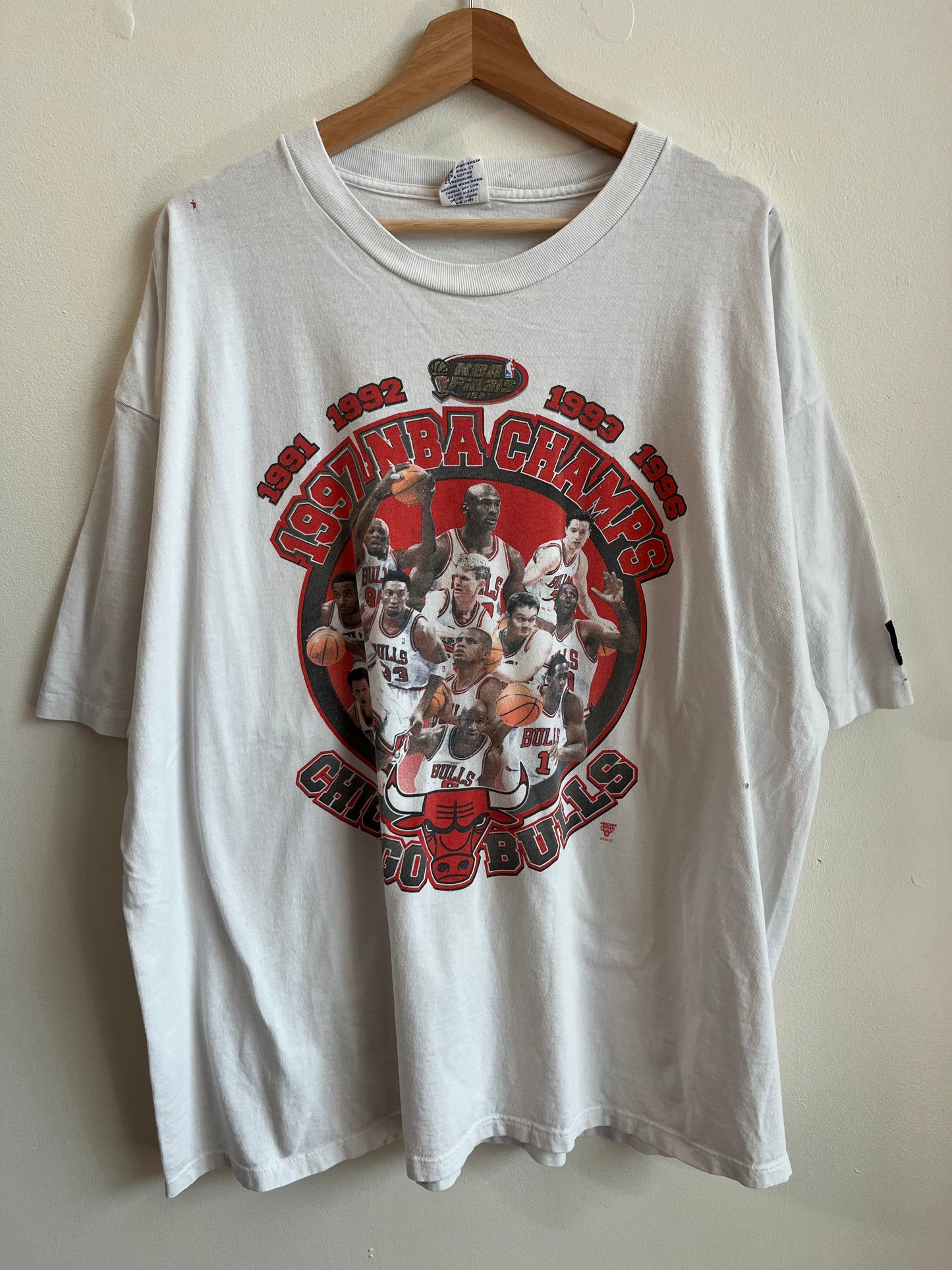 1996 Chicago Bulls Starter White Tee (XXL)