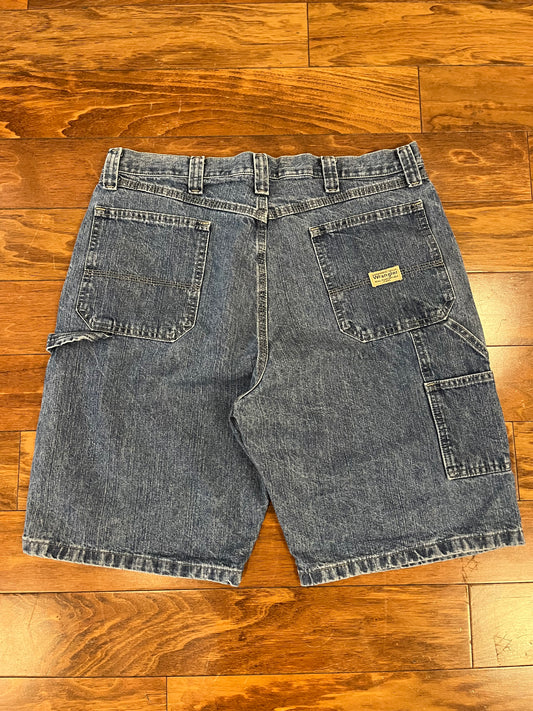 00s Wrangler Original Carpenter Shorts (36)