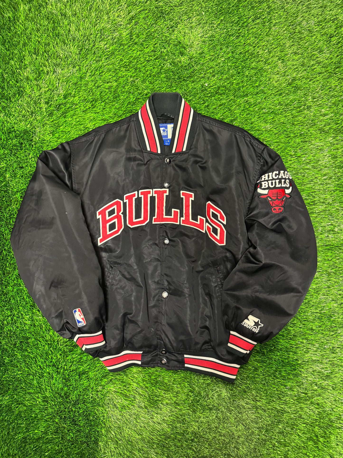 90s Chicago Bulls Vintage NBA Starter Spell Out Jacket (L)