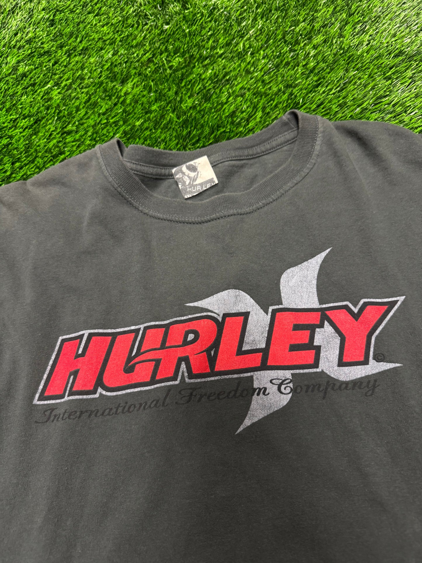 00s Hurley Surf Wear Long Sleeve Tee (XXL)