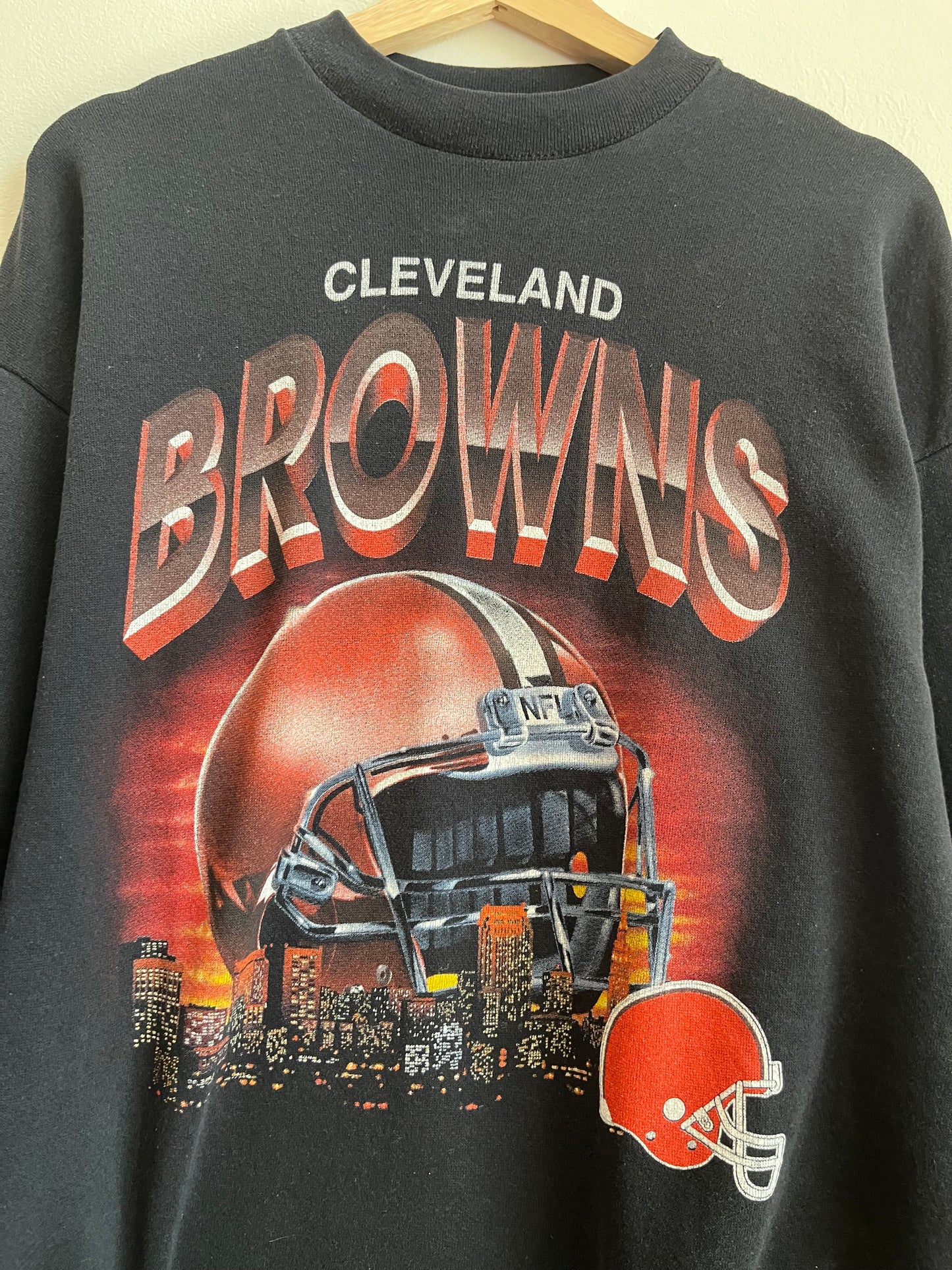 90s Cleveland Browns Helmet Graphic Crewneck (L)
