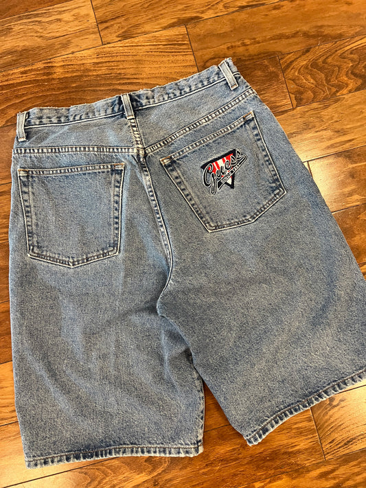 90s Guess Baggy Embroidered Jean Shorts (33)