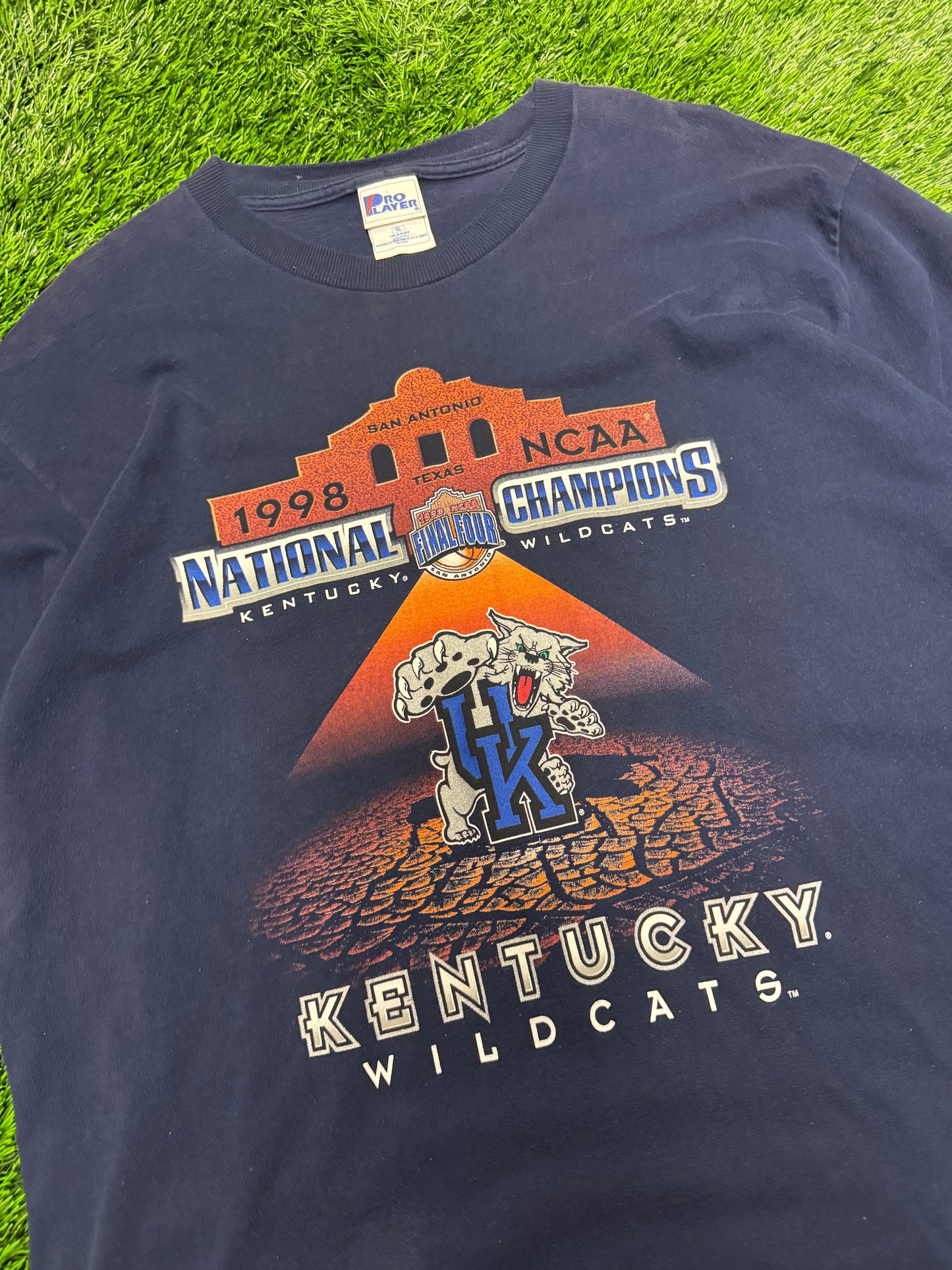 1998 University of Kentucky Wildcats Vintage NCAA Final Four Tee (XL)