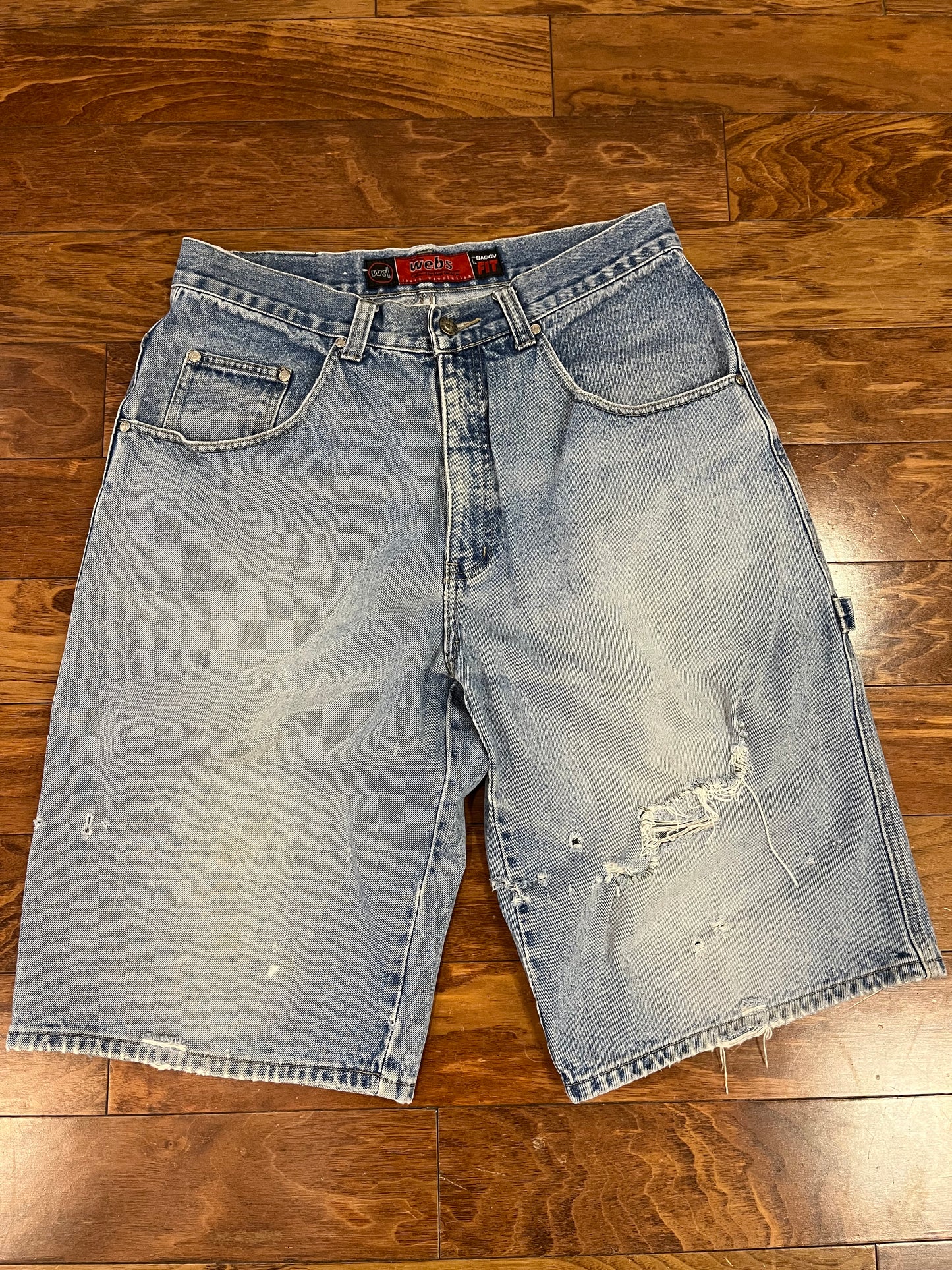 00s Webs Baggy Distressed Jean Shorts (34)