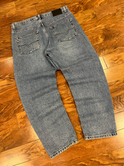 Harley Davidson Mid Wash Blue Jeans (36 x 30)