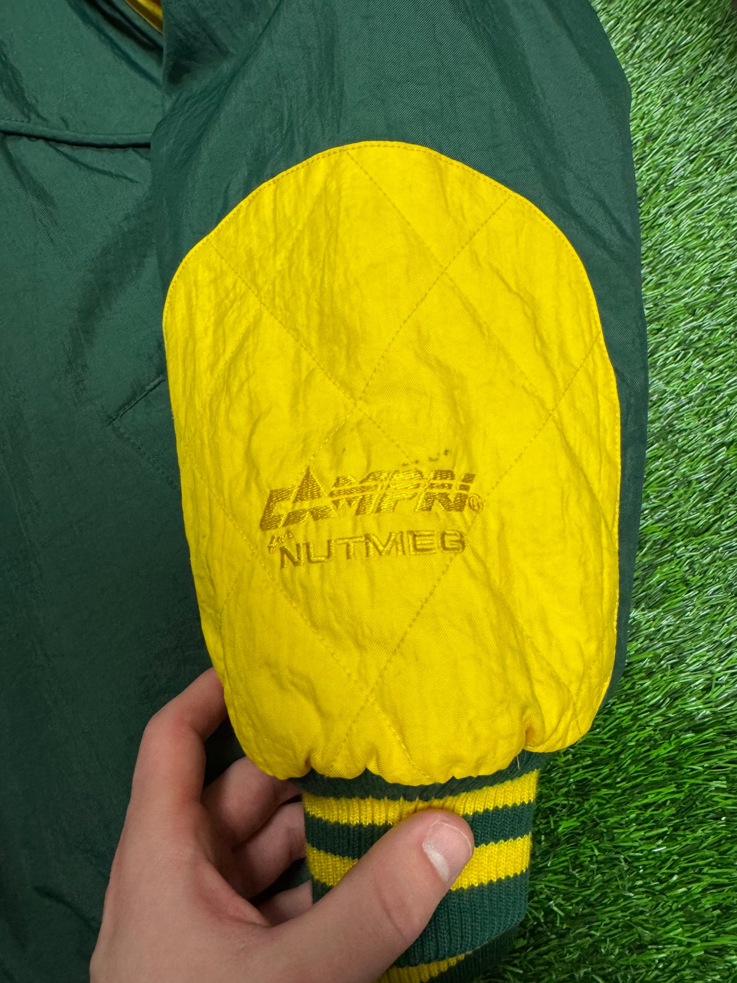 90s Green Bay Packers Nutmeg Puffer Jacket (M)