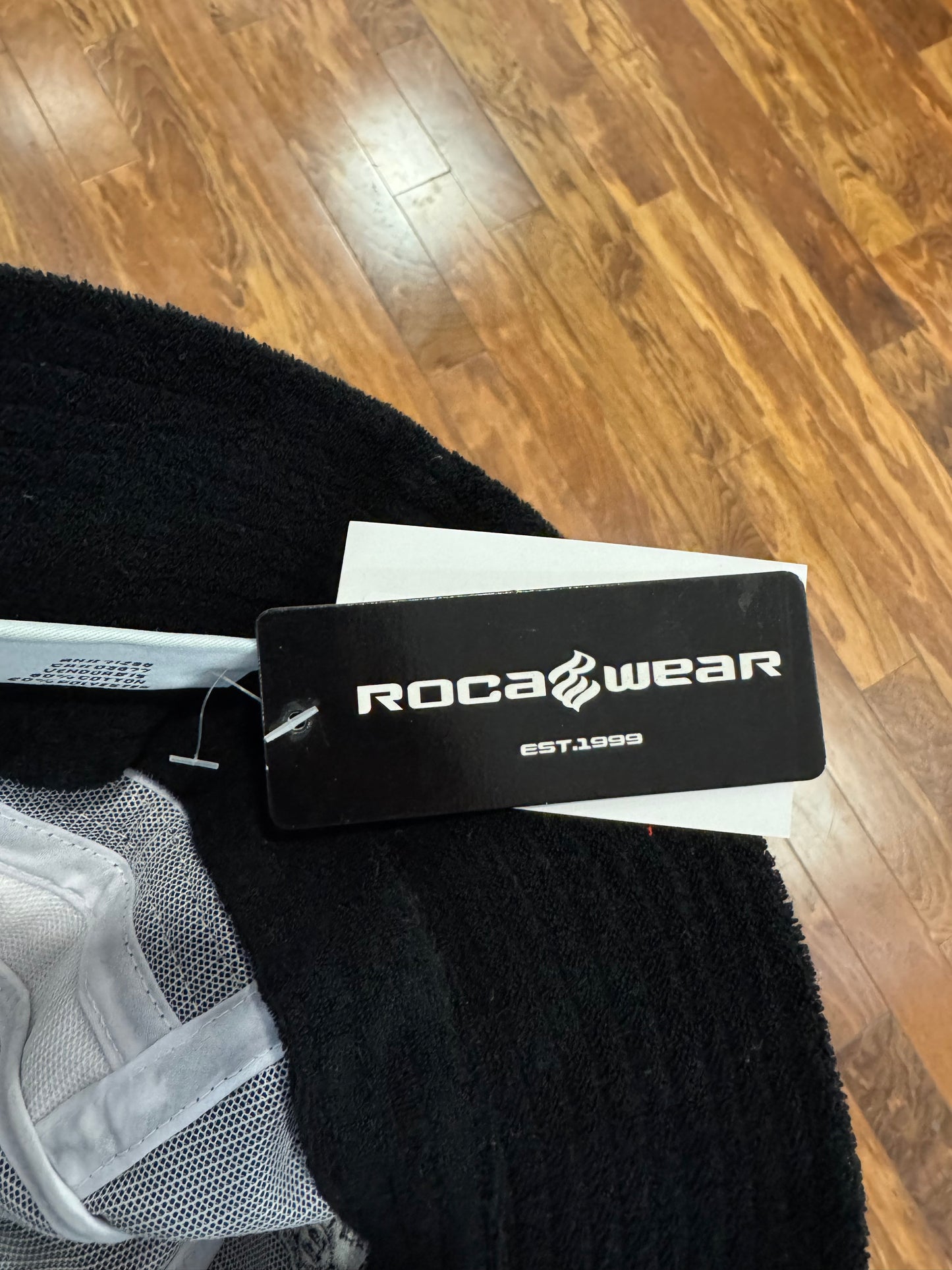 00s Roca Wear Black Bucket Hat (M)