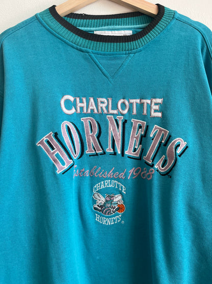 90s Charlotte Hornets Faded Logo Athletic Crewneck (L)