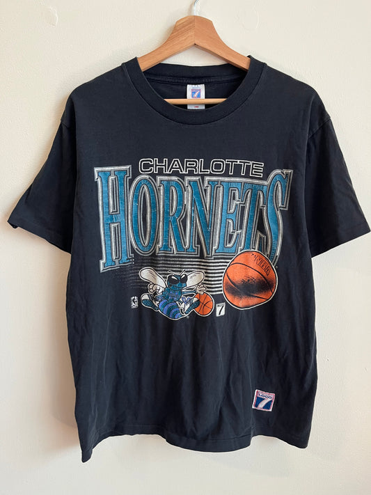 90s Charlotte Hornets Logo 7 Tee (L)