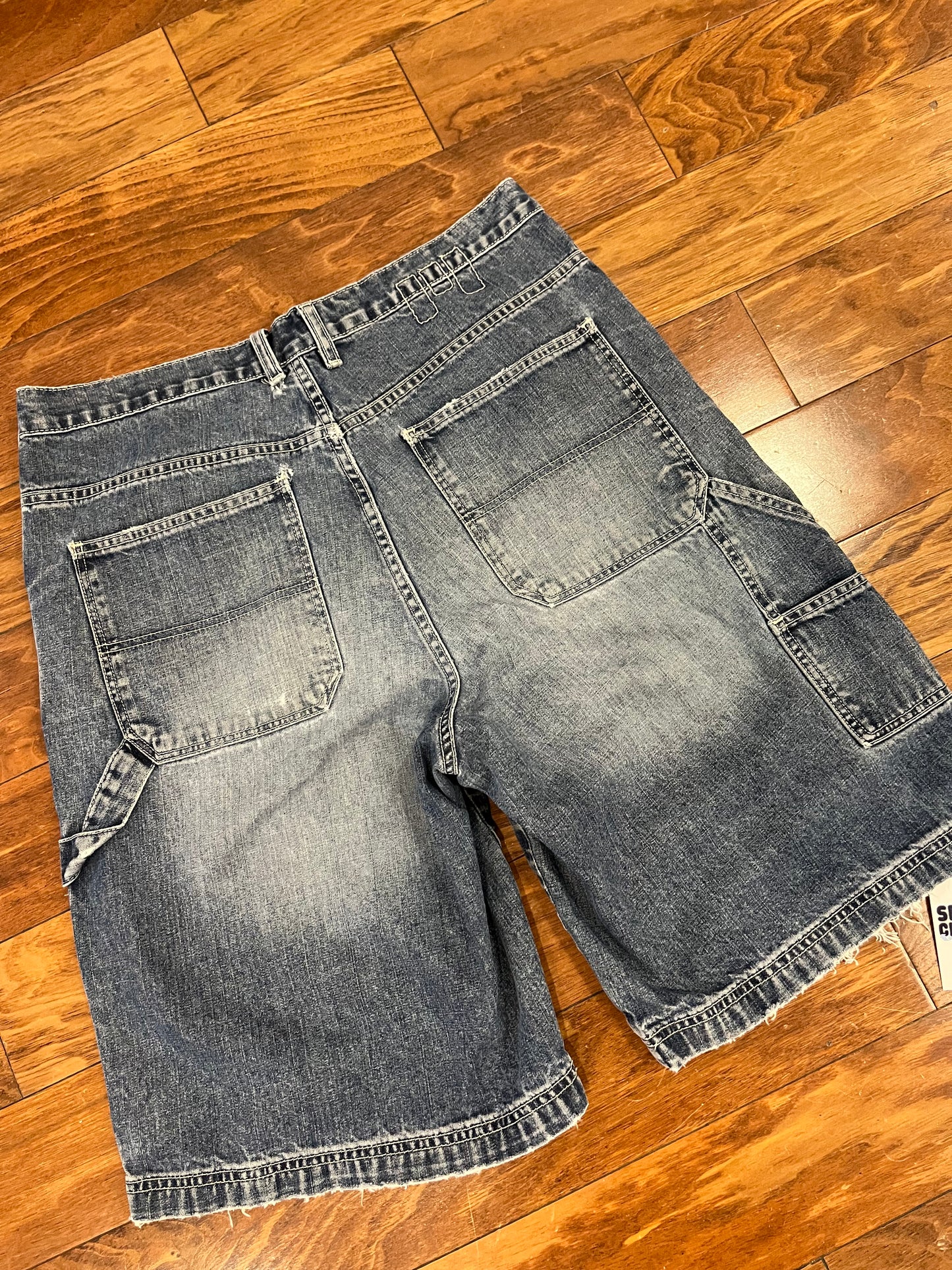00s Mossimo Dark Wash Carpenter Shorts (34)
