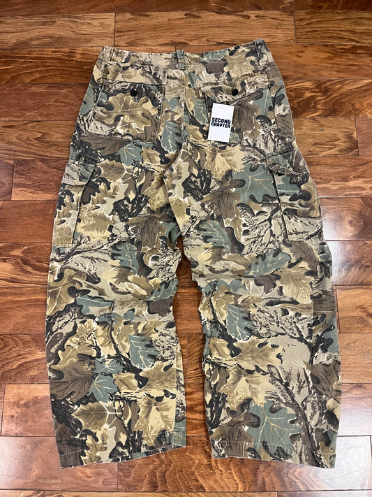 00s Camo Onward Cargo Pants (35 x 29)