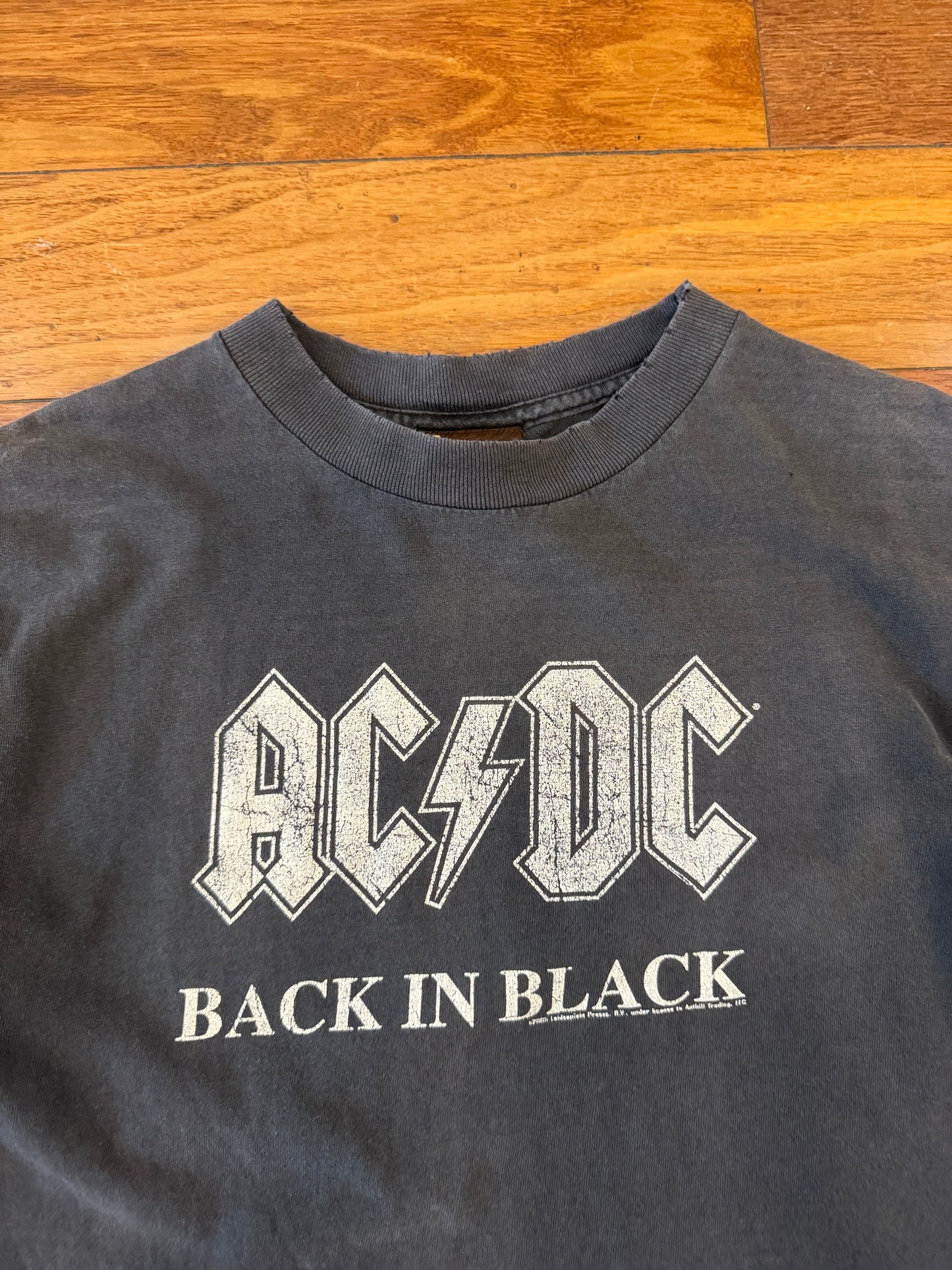 2005 ACDC Faded Thrashed Tee (M)