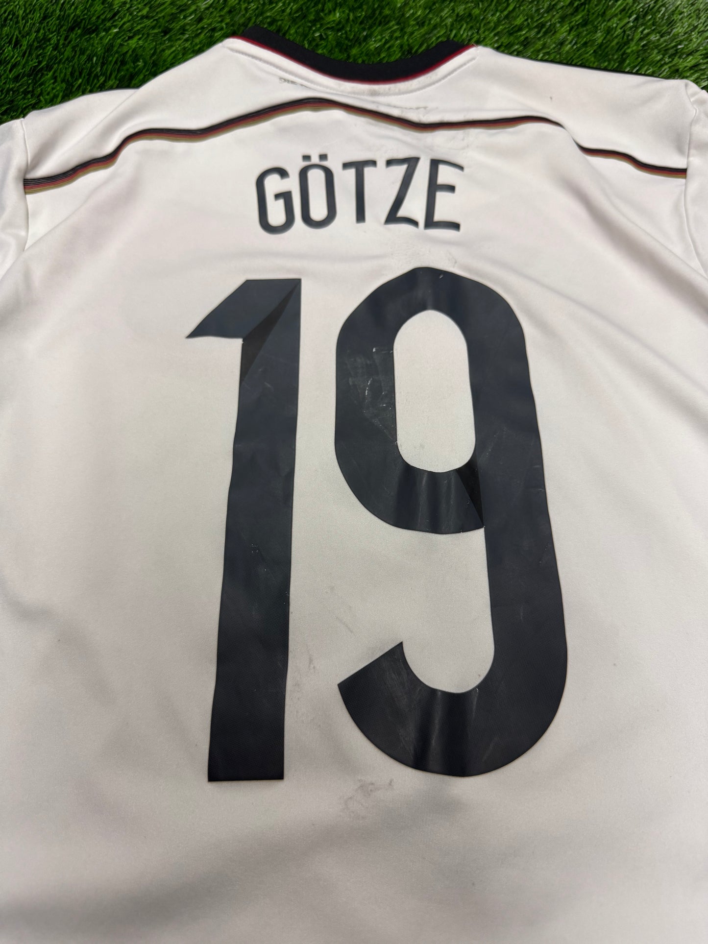 Germany World Cup Mario Gotze #19 Adidas Home Jersey 2014 Soccer Kit (M)