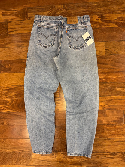 90s Levi's 550 Tapered Relaxed Fit Orange Tab Distressed Jeans (34 x 32)