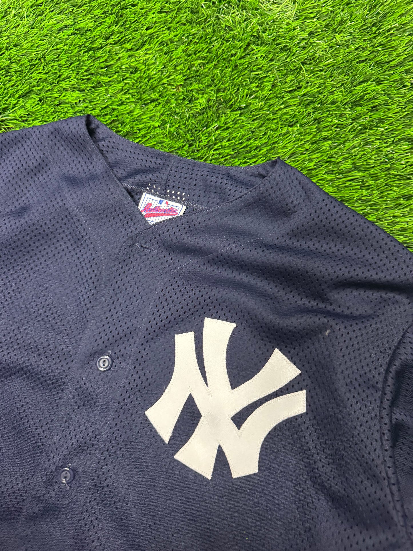 90s New York Yankees Majestic Diamond Collection Vintage MLB Mesh Baseball Jersey (XL)