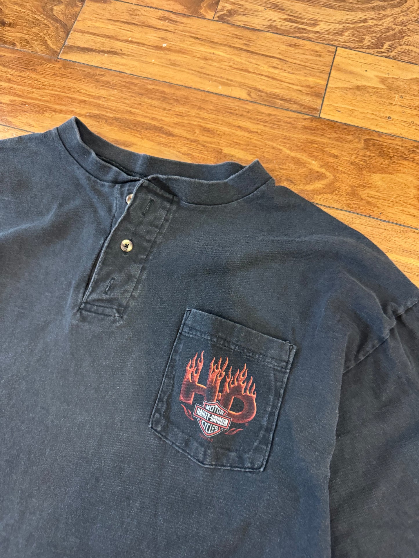 2005 Harley Davidson Daytona Henley Flames Tee (XL)