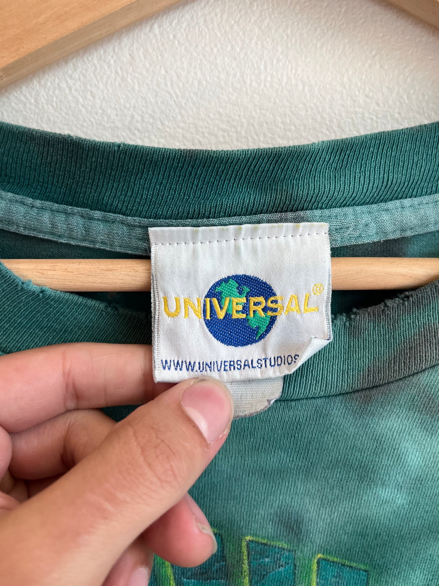 00s The Incredible Hulk Coaster Thrashed Tee (XL)