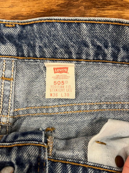 1997 Levi's 505 Orange Tab Blue Jeans (35 x 30)