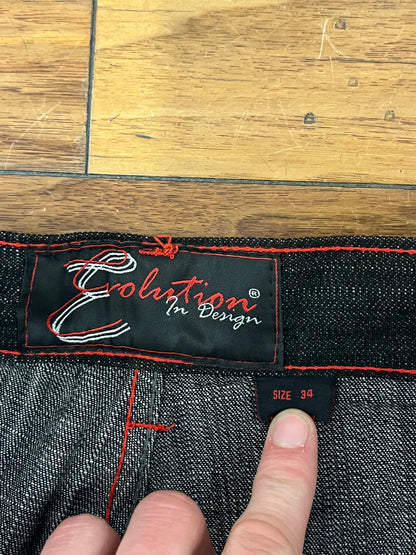 00s Evolution Baggy Shorts (34)