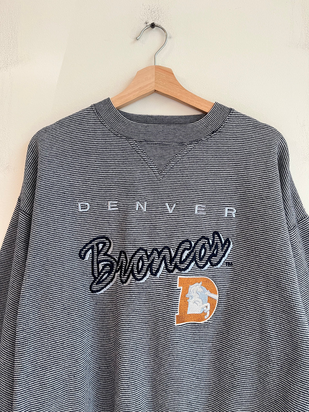 90s Denver Broncos Embroidered Lee Crewneck (L)