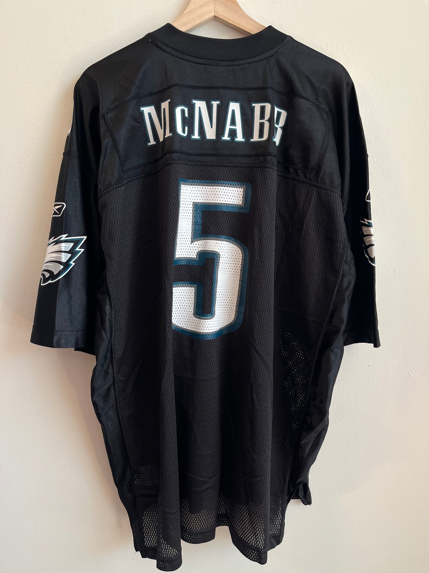 00s Philadelphia Eagles Donovan McNabb Black Jersey (XL)